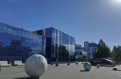 Главный корпус Музея Мирового океана